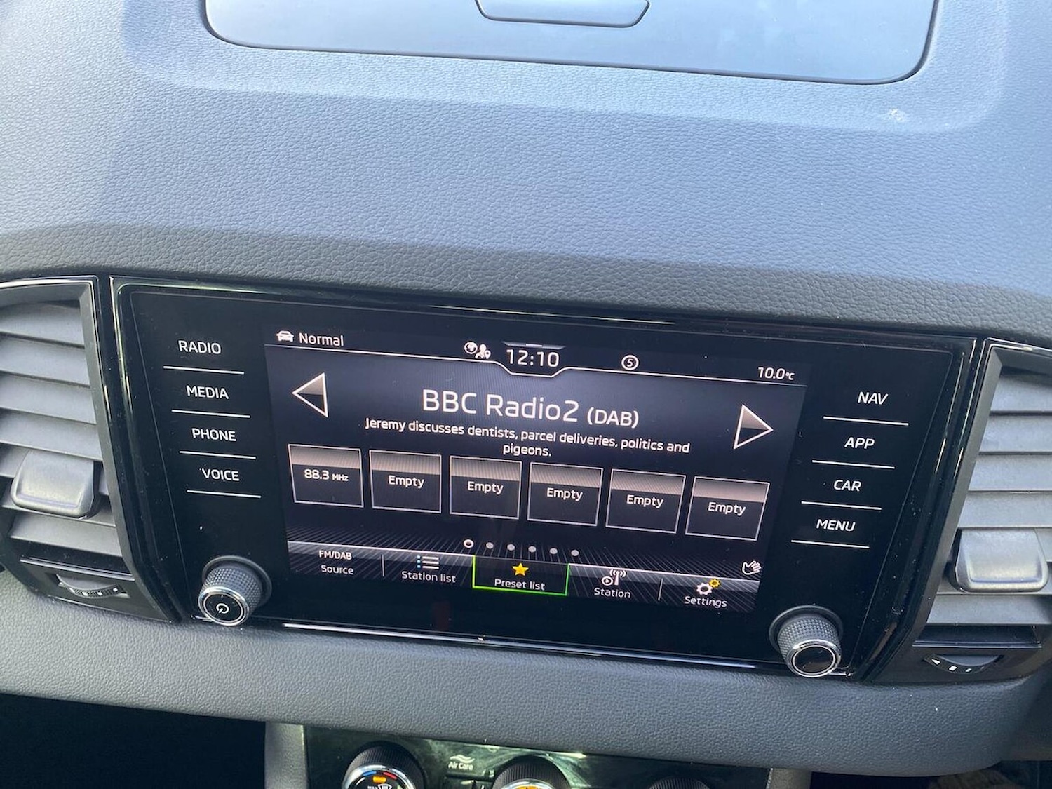 Used Skoda Karoq 2024 for sale - 76963546: Photo 13