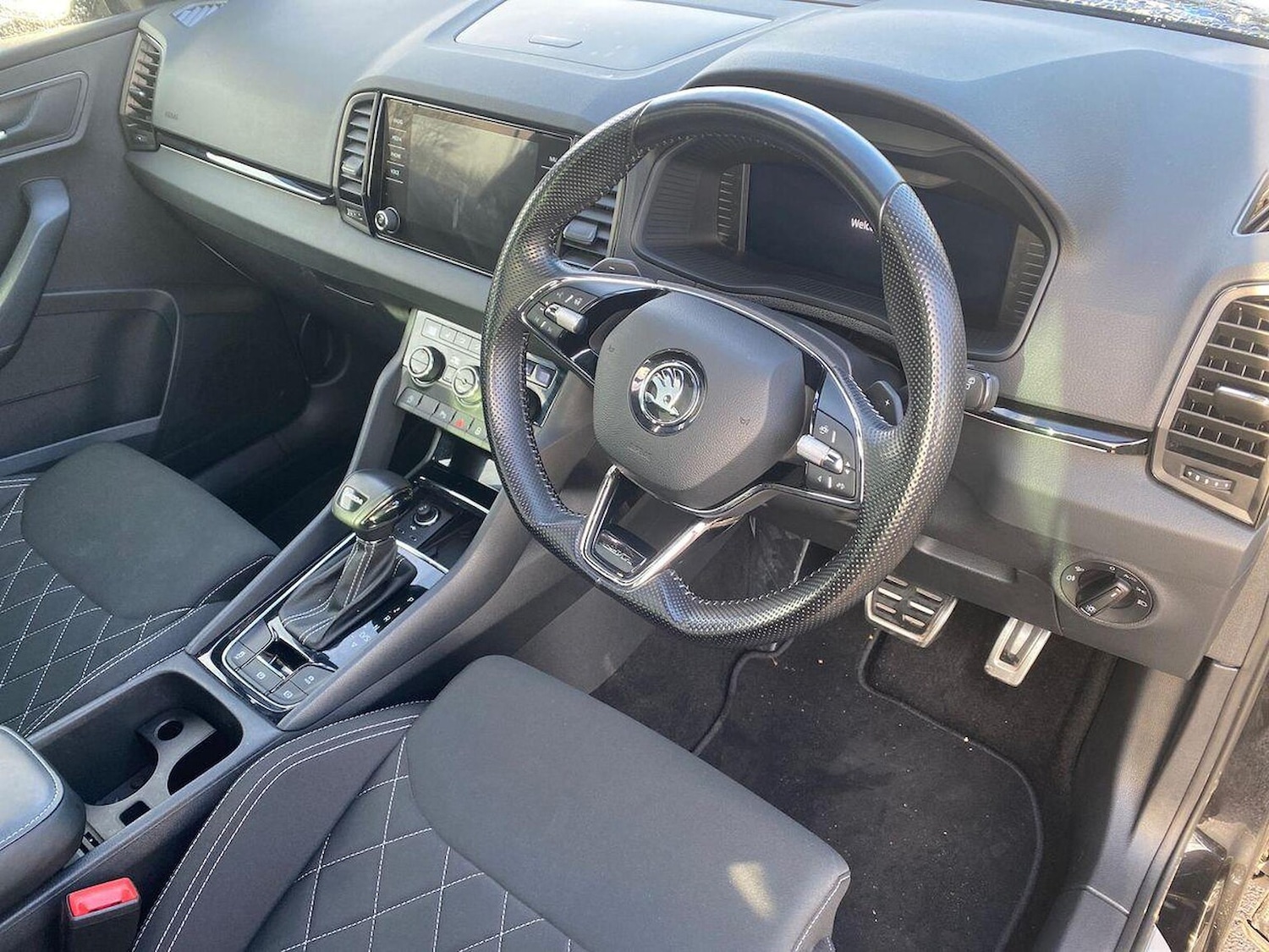 Used Skoda Karoq 2024 for sale - 76963546: Photo 17