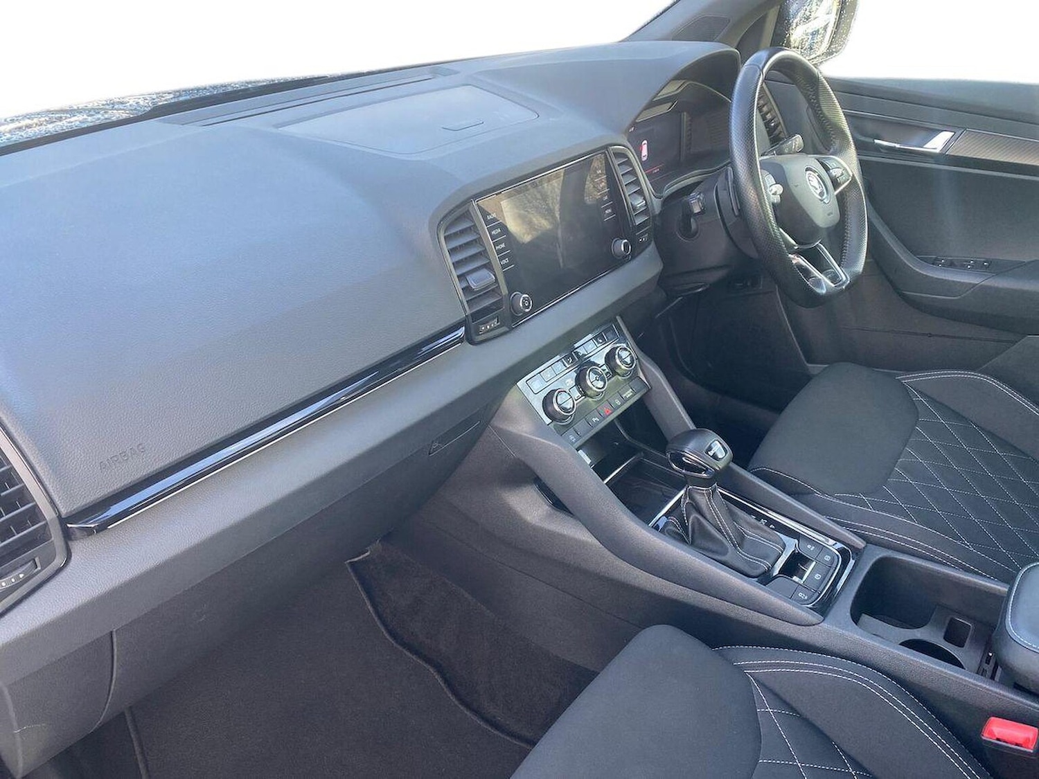 Used Skoda Karoq 2024 for sale - 76963546: Photo 9