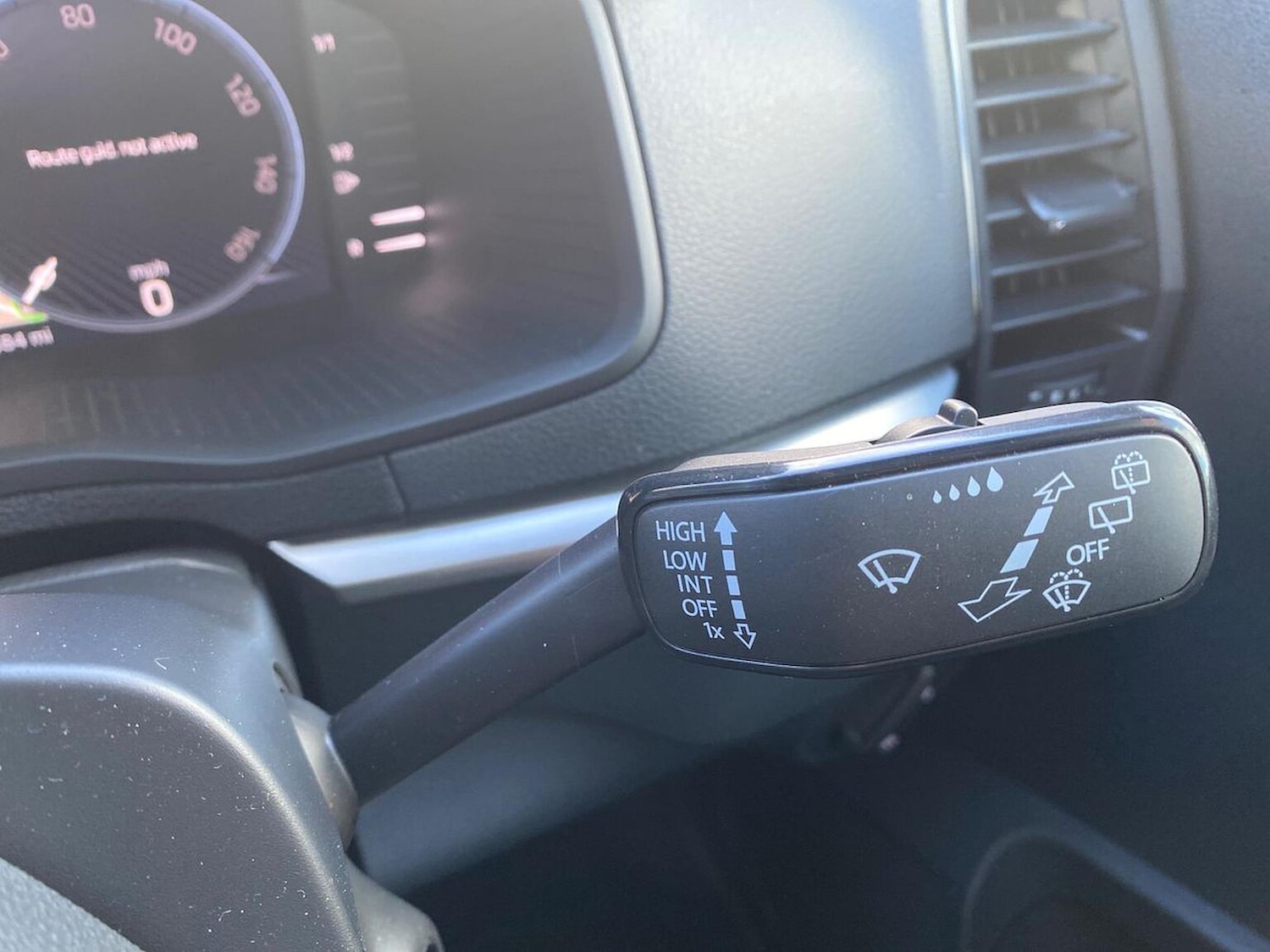 Used Skoda Karoq 2025 for sale - 76412480: Photo 29