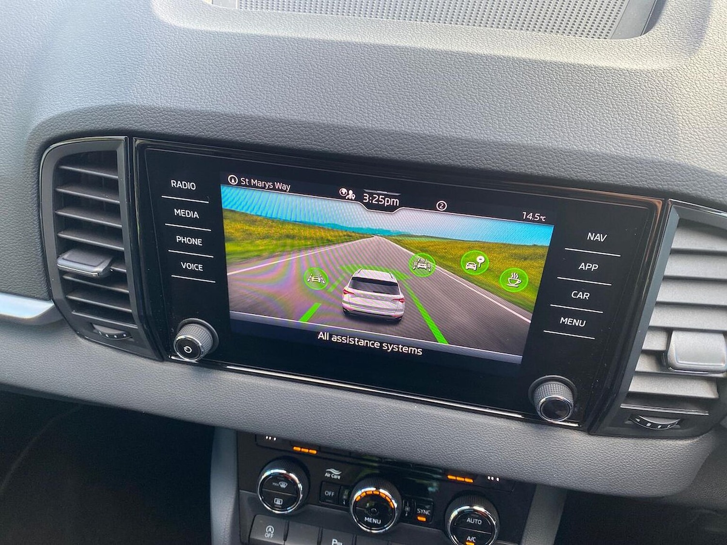 Used Skoda Karoq 2025 for sale - 76412480: Photo 43