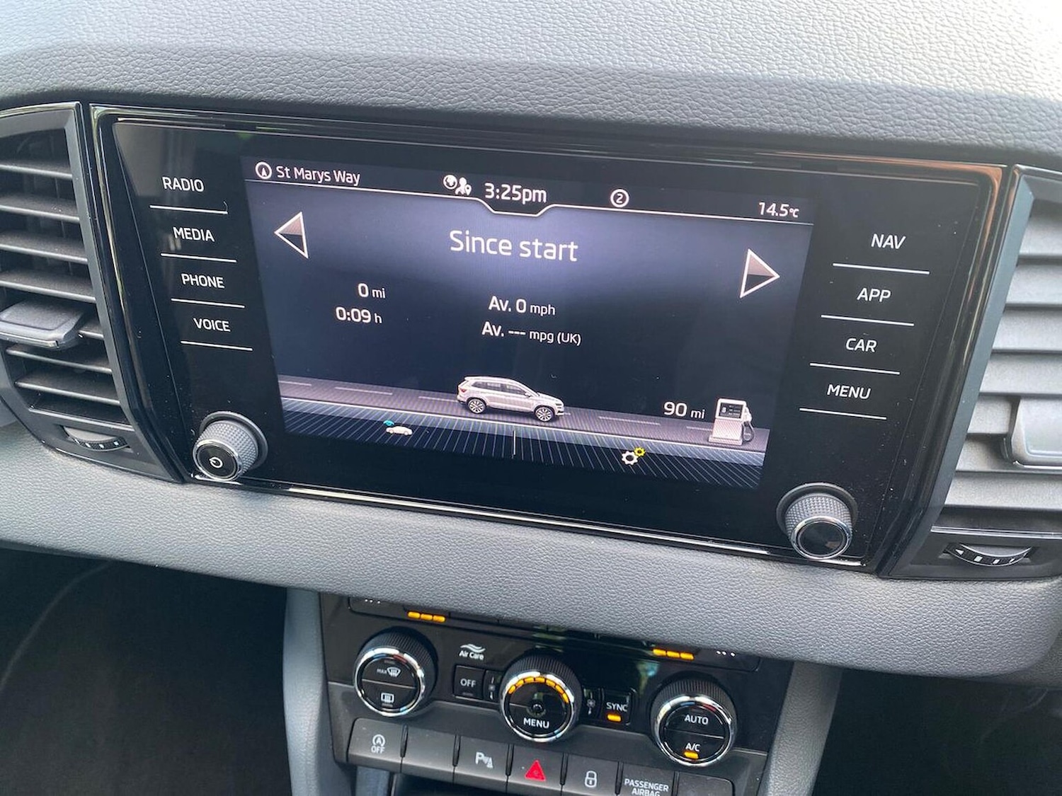 Used Skoda Karoq 2025 for sale - 76412480: Photo 44