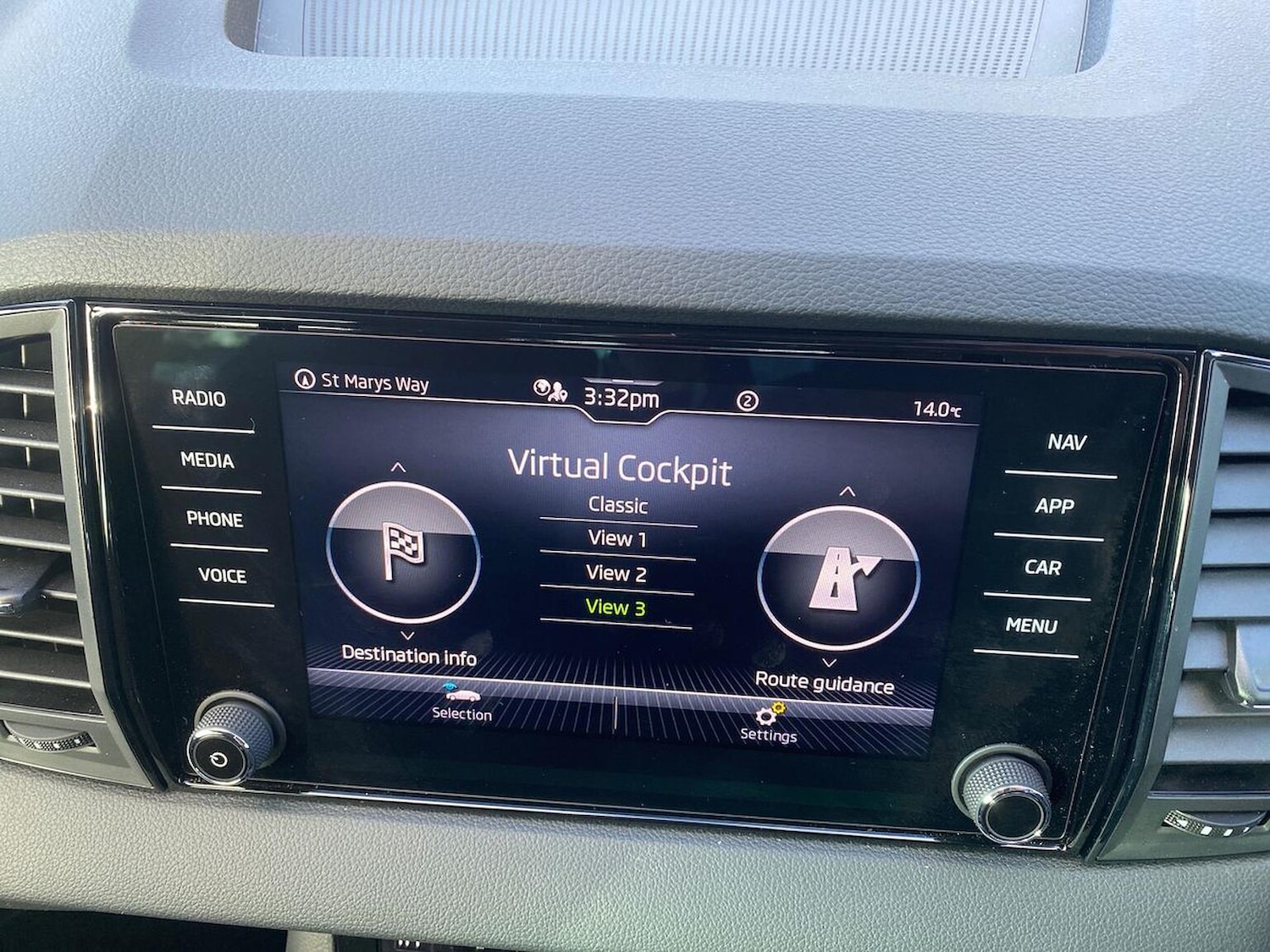 Used Skoda Karoq 2025 for sale - 76412480: Photo 45