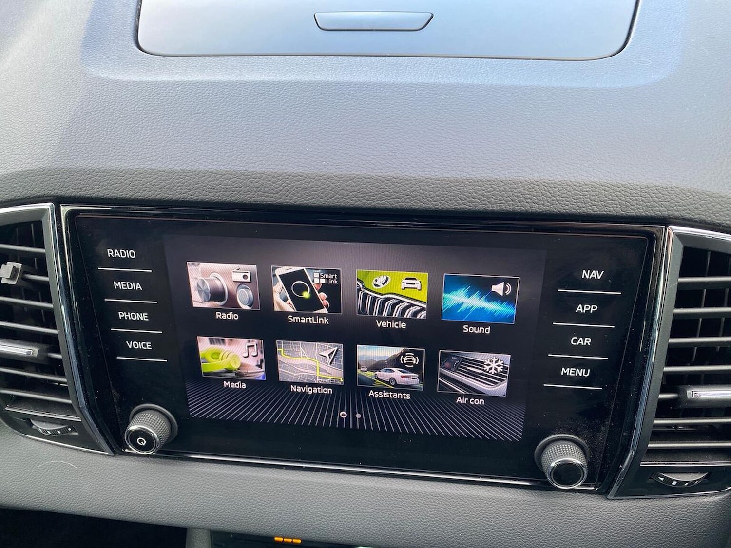 Used Skoda Karoq 2022 for sale - 76407367: Photo 11