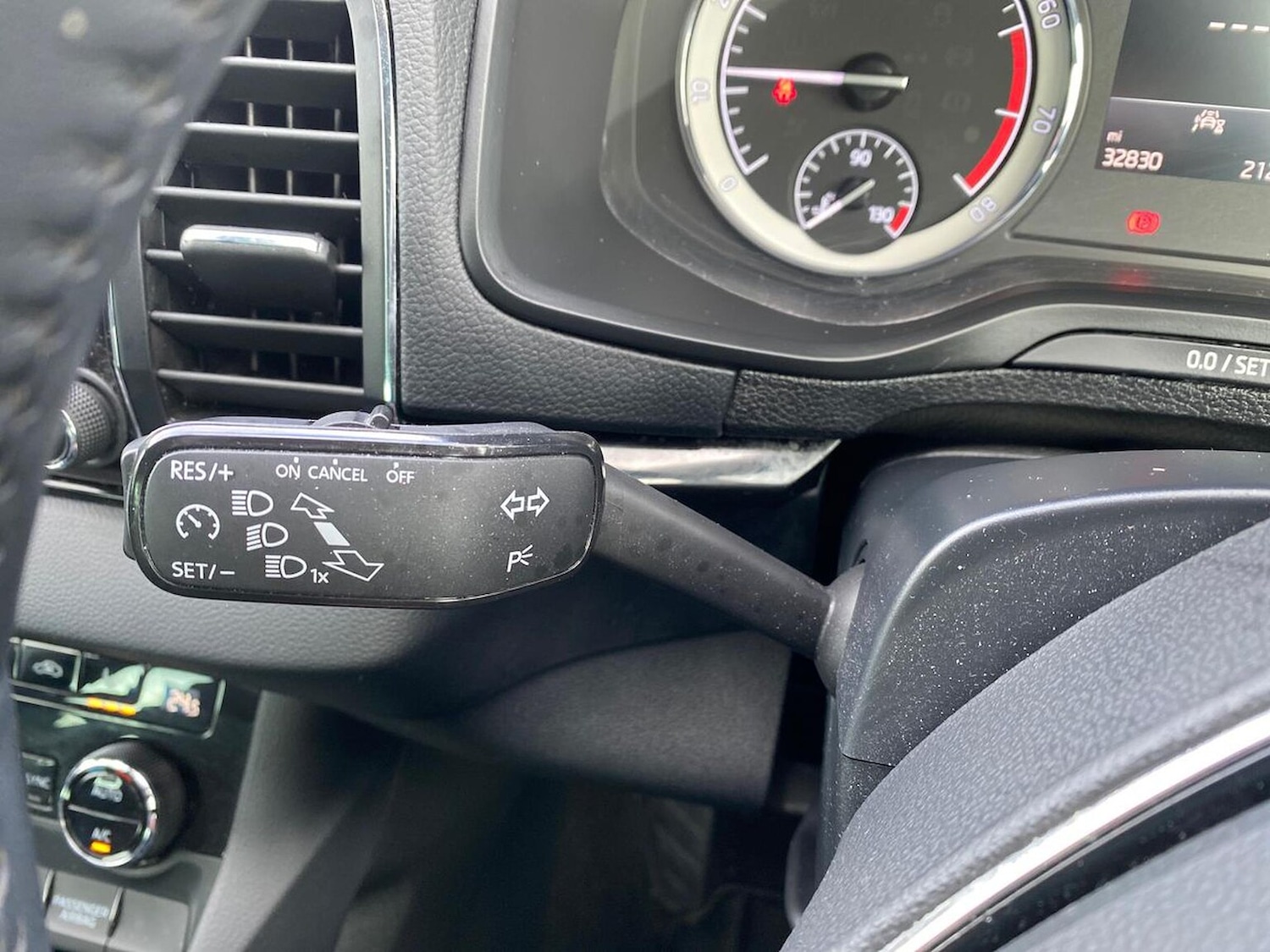 Used Skoda Karoq 2022 for sale - 76407367: Photo 29