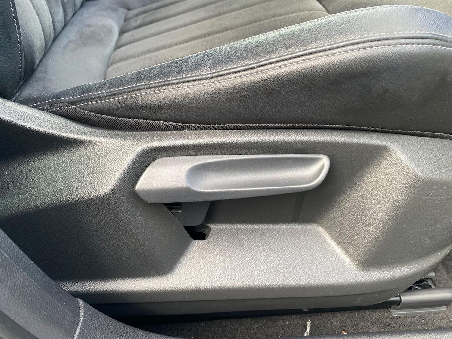 Used Skoda Karoq 2022 for sale - 76407367: Photo 30