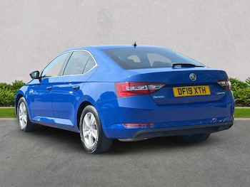 Used Skoda Superb 2019 for sale - 79271955: Photo