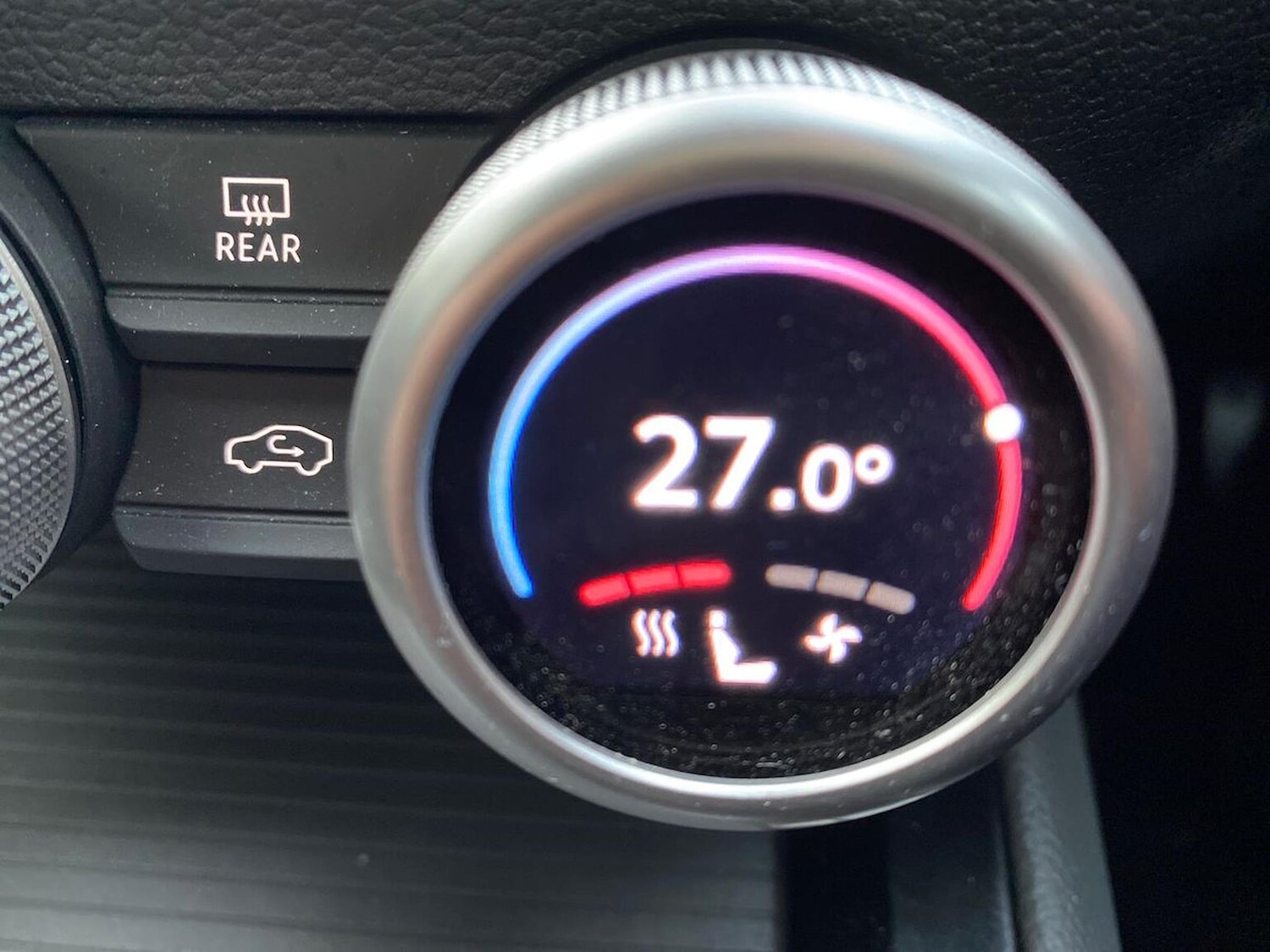 Used Skoda Superb 2024 for sale - 76859199: Photo 45