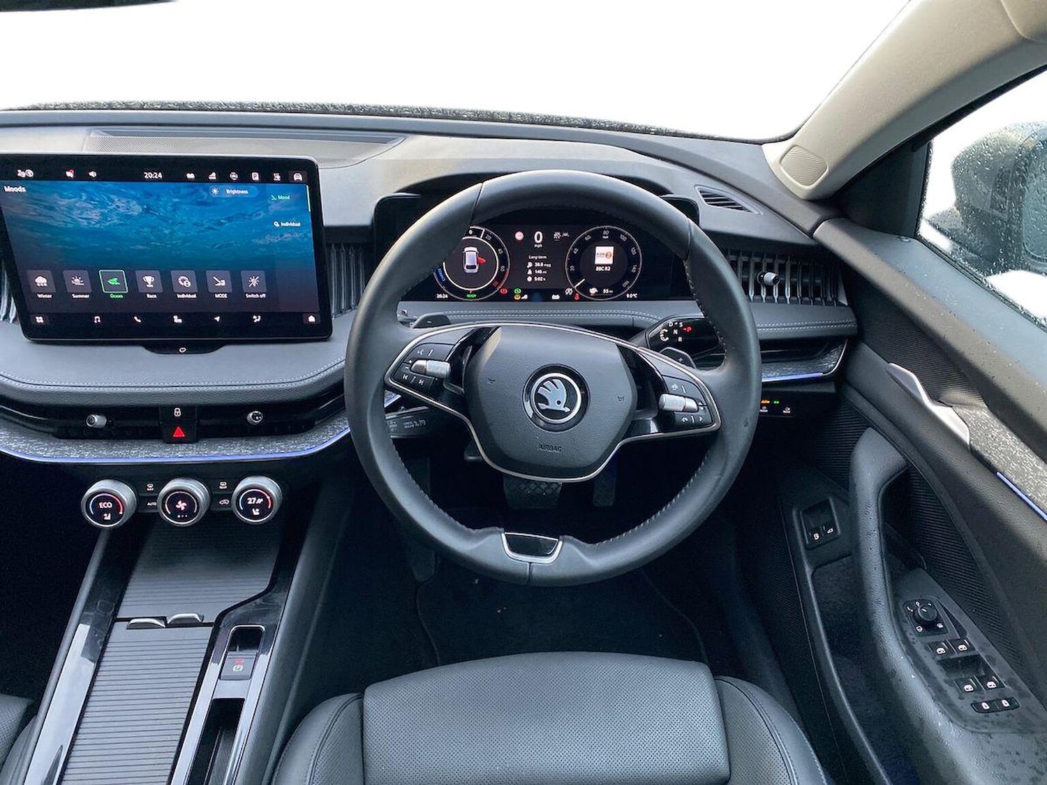 Used Skoda Superb 2024 for sale - 76859199: Photo 9