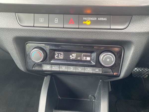 Used Skoda Fabia 2017 for sale - 76232800: Photo 14