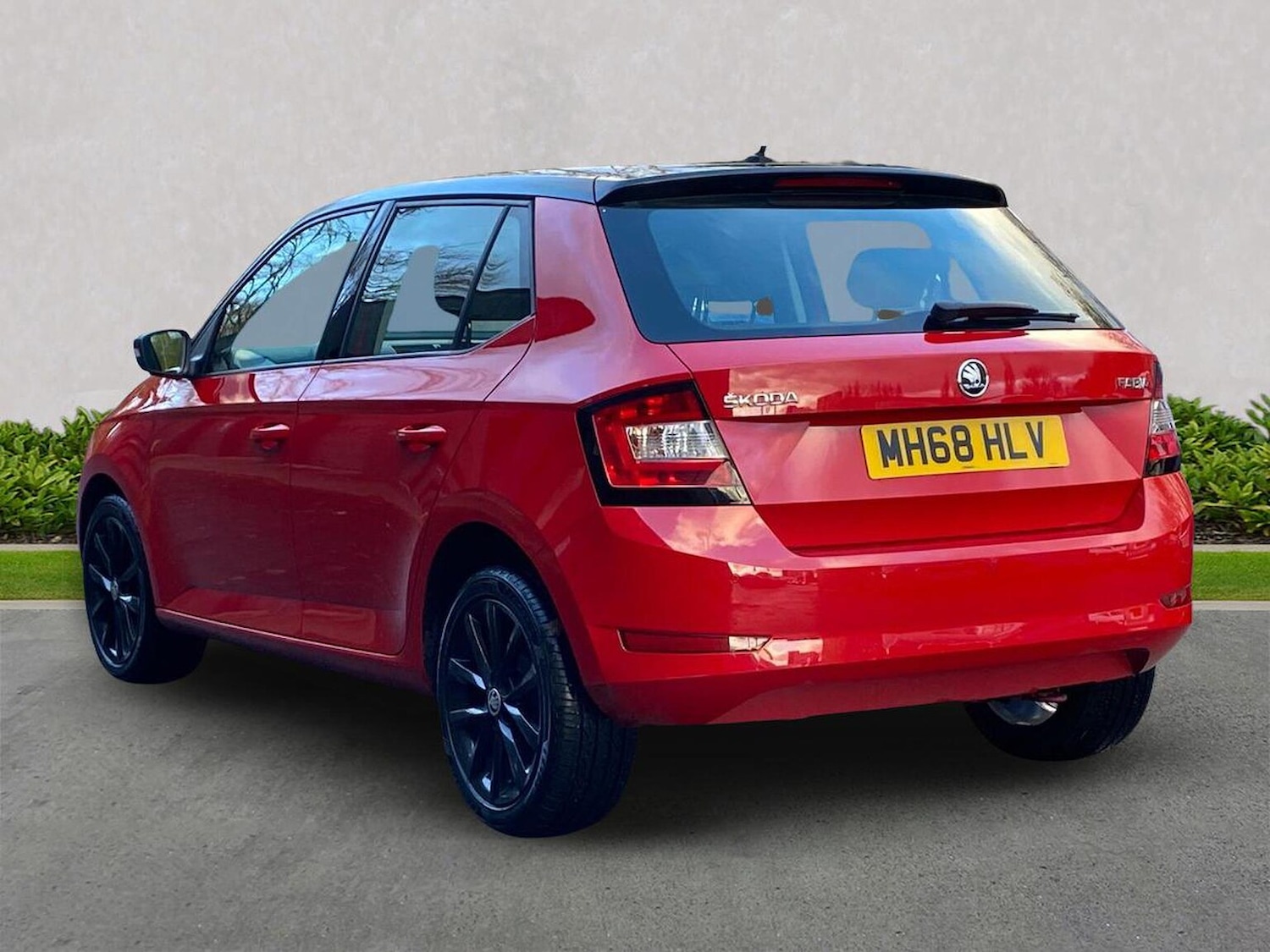 Used Skoda Fabia 2019 for sale - 76693456: Photo 2