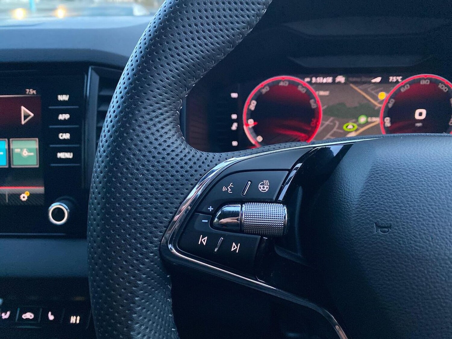 Used Skoda Karoq 2023 for sale - 76821716: Photo 27