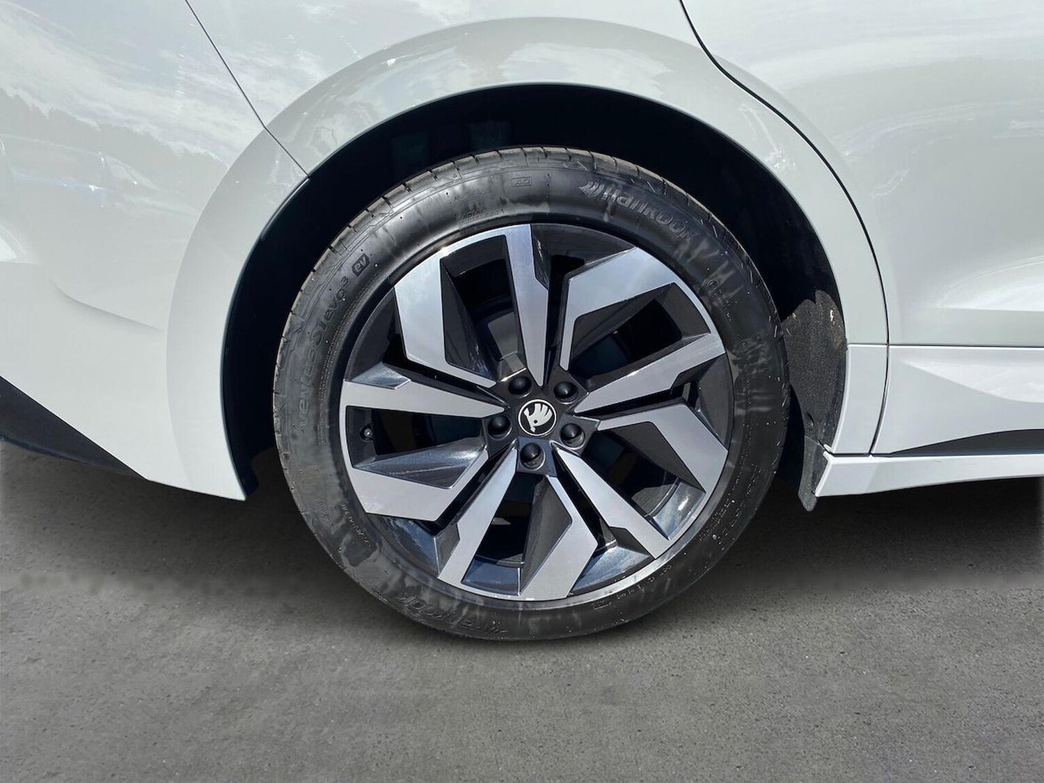 Used Skoda Enyaq 2025 for sale - 77488465: Photo 7