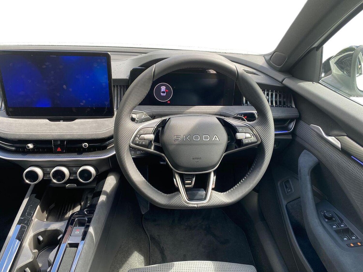 Used Skoda Superb 2025 for sale - 78193243: Photo 10