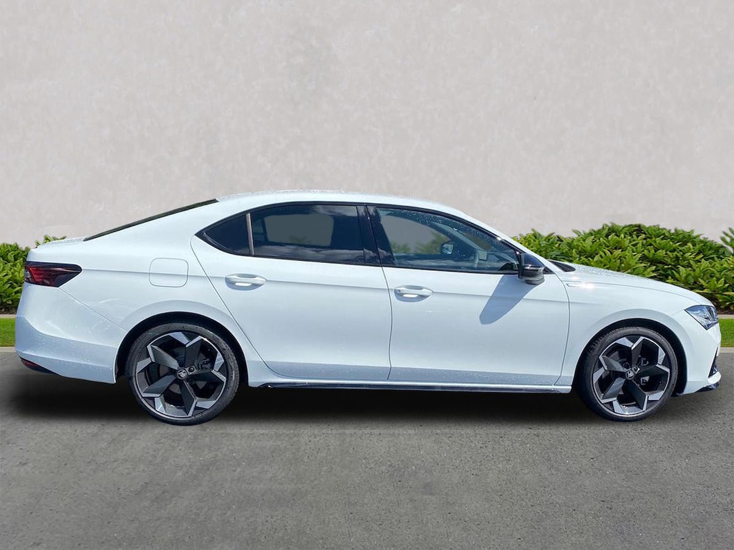 Used Skoda Superb 2025 for sale - 78193243: Photo 4