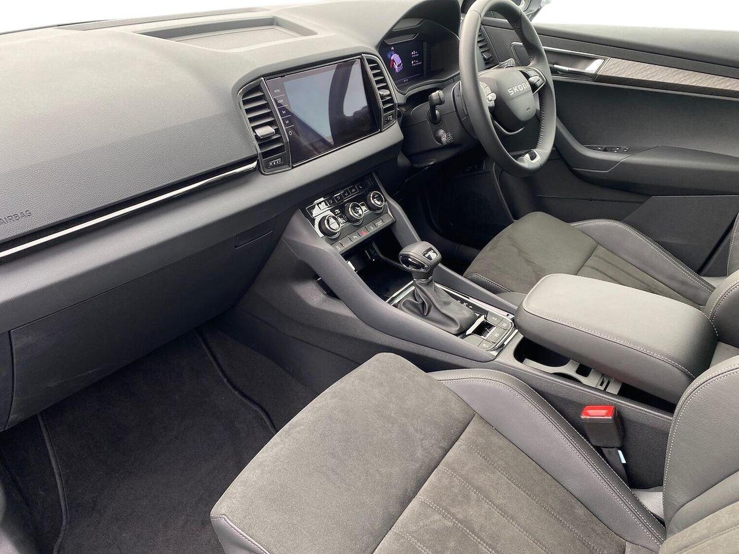 Used Skoda Karoq 2025 for sale - 76426787: Photo 7