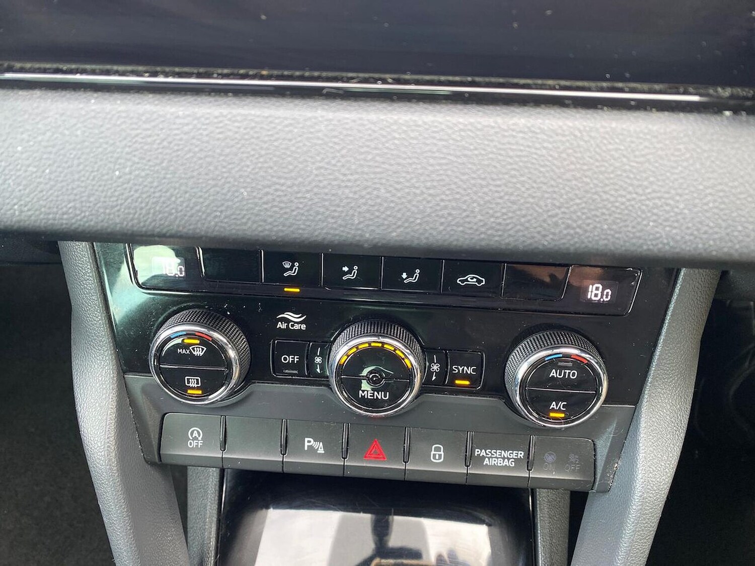 Used Skoda Karoq 2021 for sale - 76461808: Photo 12