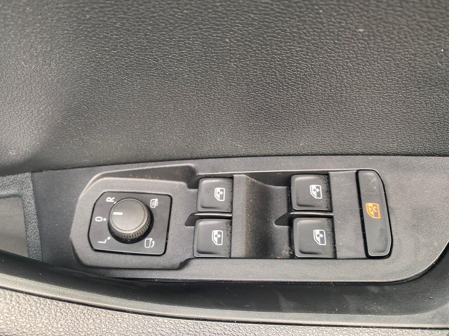 Used Skoda Karoq 2021 for sale - 76461808: Photo 21