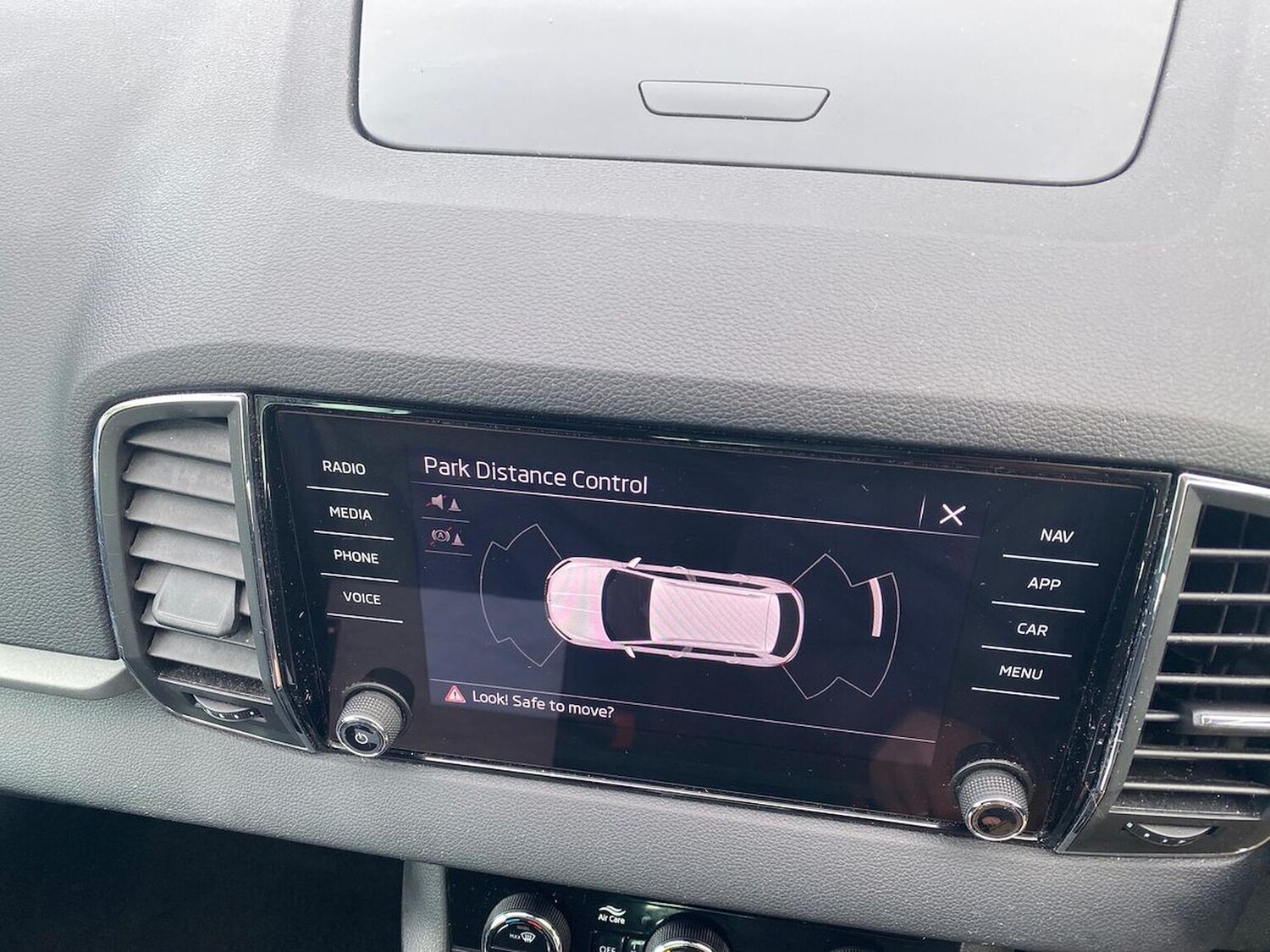 Used Skoda Karoq 2021 for sale - 76461808: Photo 23