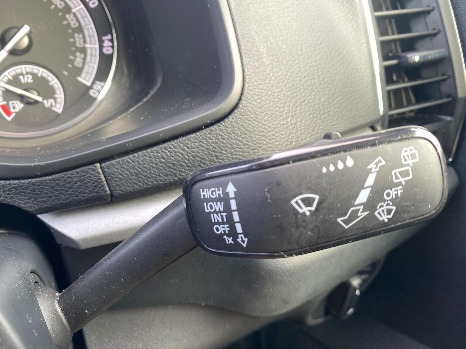 Used Skoda Karoq 2021 for sale - 76461808: Photo 28