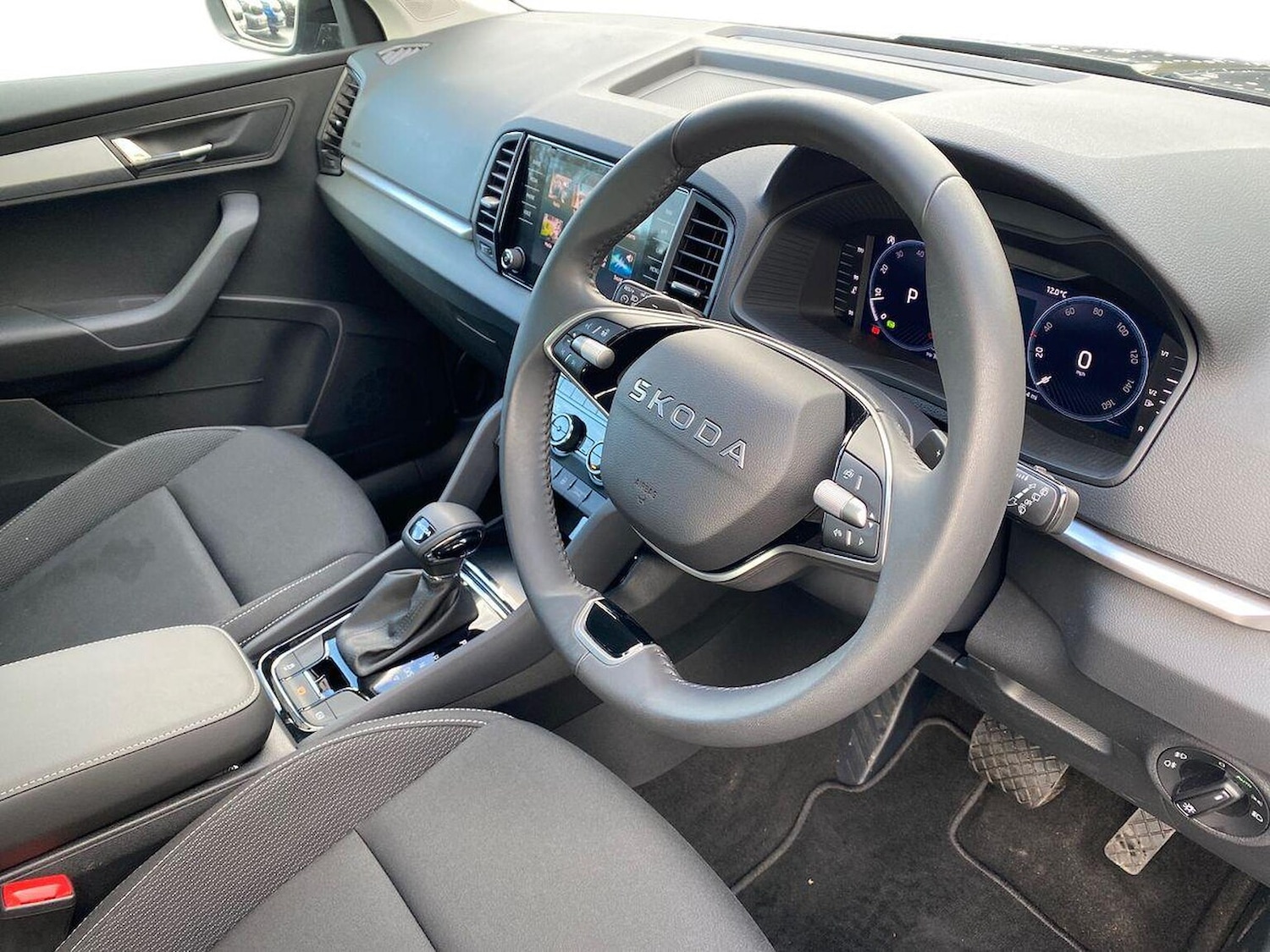 Used Skoda Karoq 2025 for sale - 76407364: Photo 16
