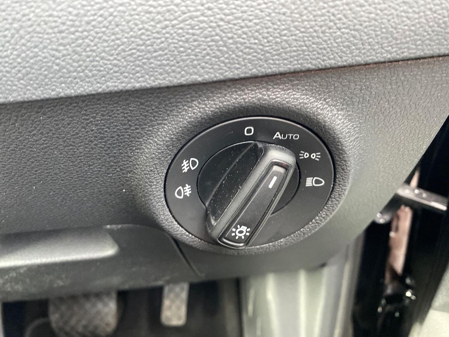 Used Skoda Karoq 2025 for sale - 76407364: Photo 23