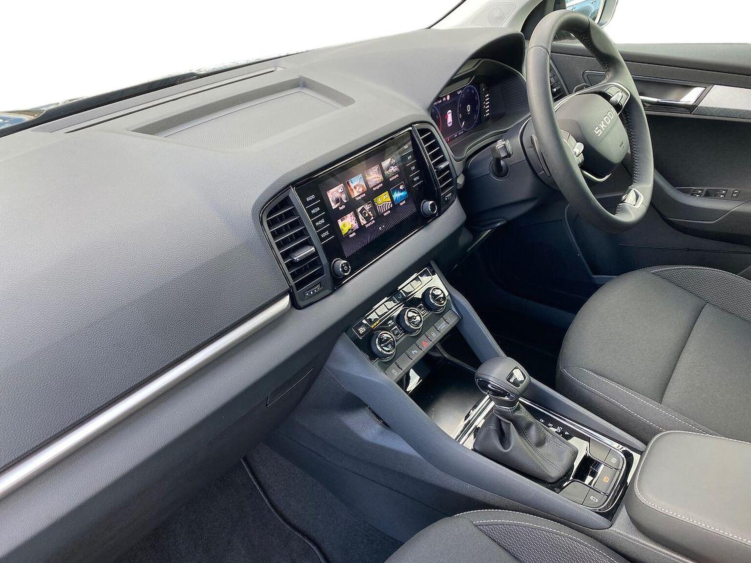 Used Skoda Karoq 2025 for sale - 76407364: Photo 8