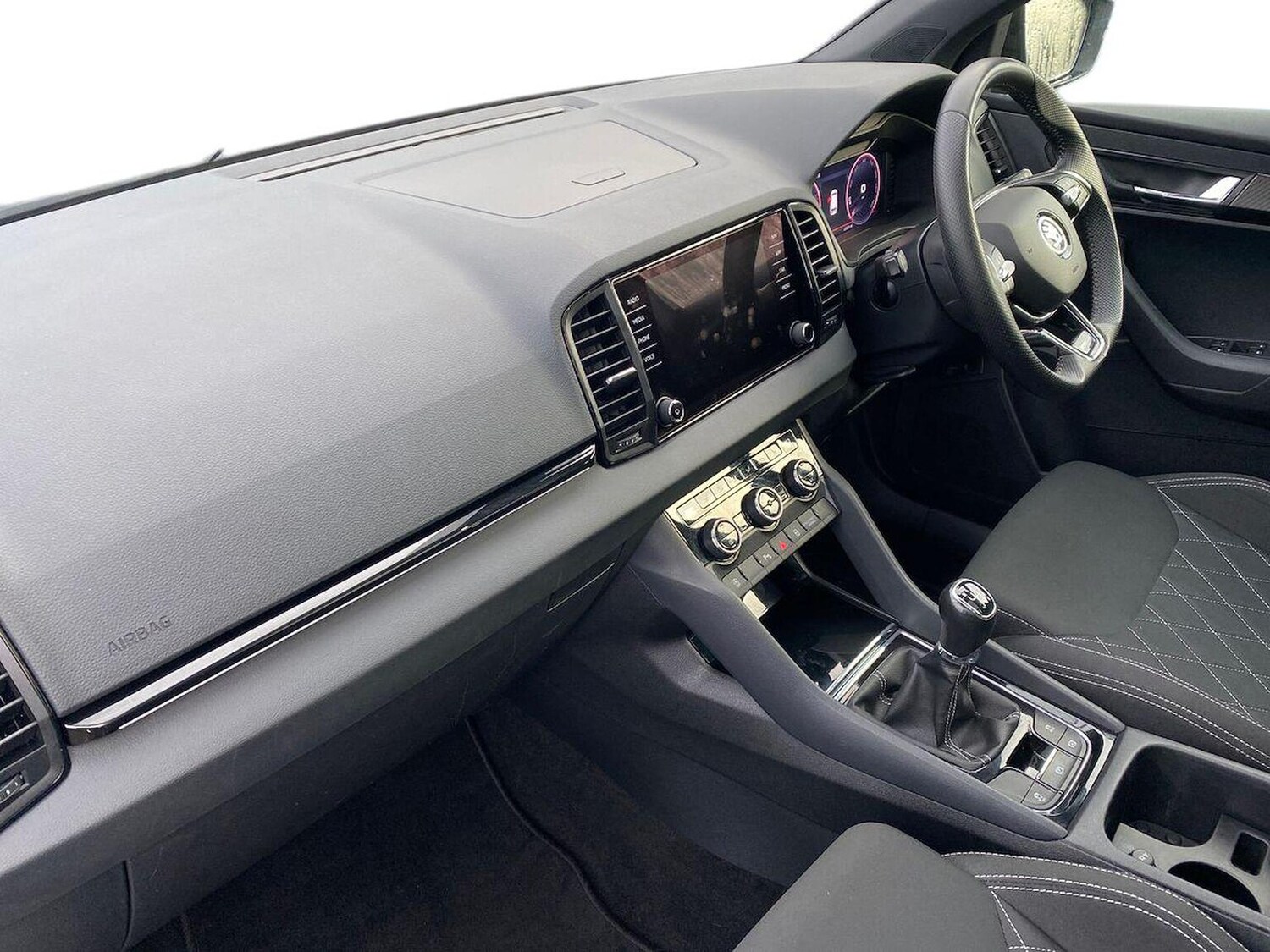 Used Skoda Karoq 2024 for sale - 76958768: Photo 10