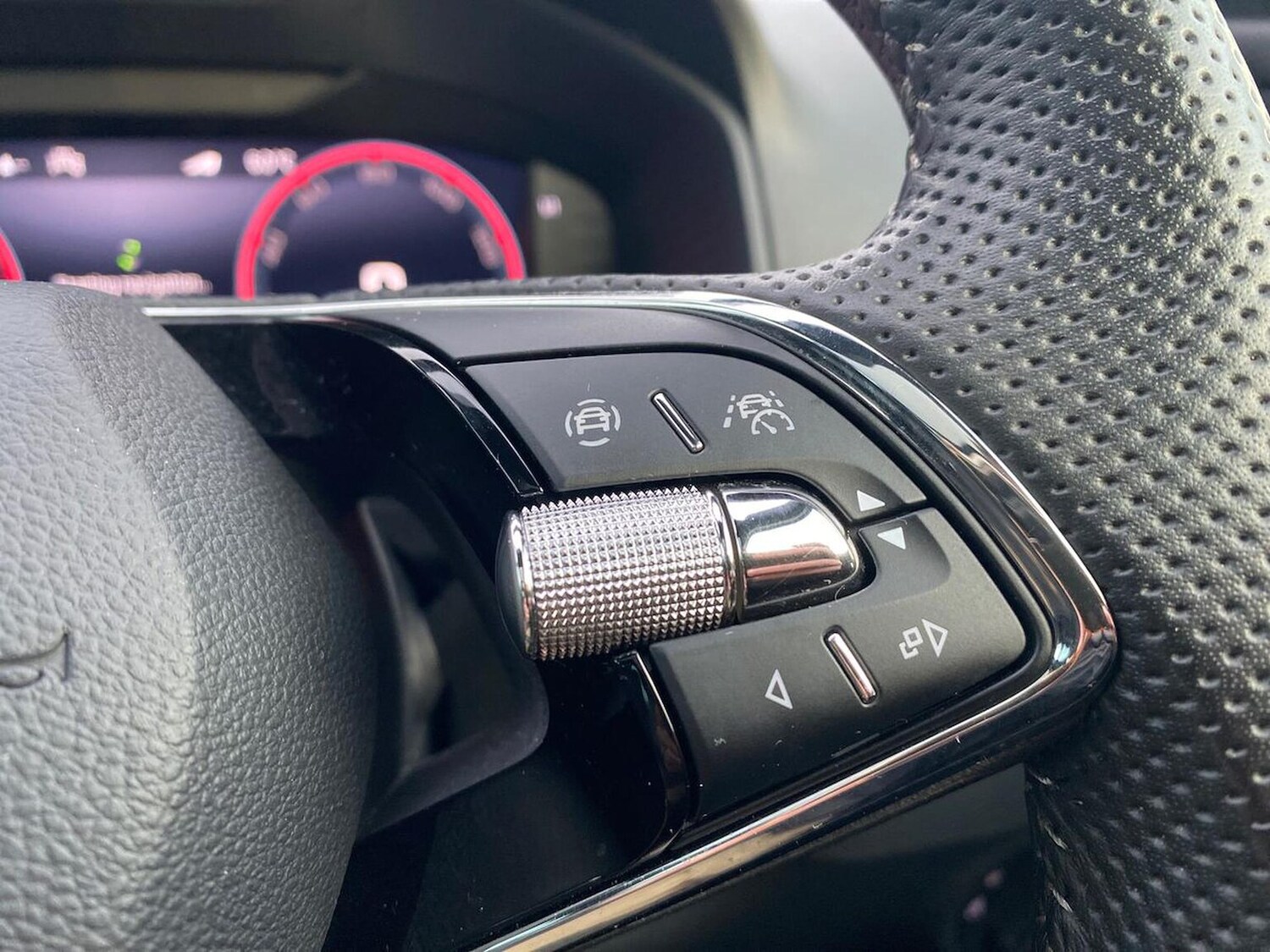 Used Skoda Karoq 2024 for sale - 76958768: Photo 29