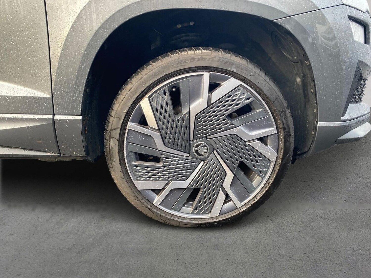 Used Skoda Karoq 2024 for sale - 76958768: Photo 9