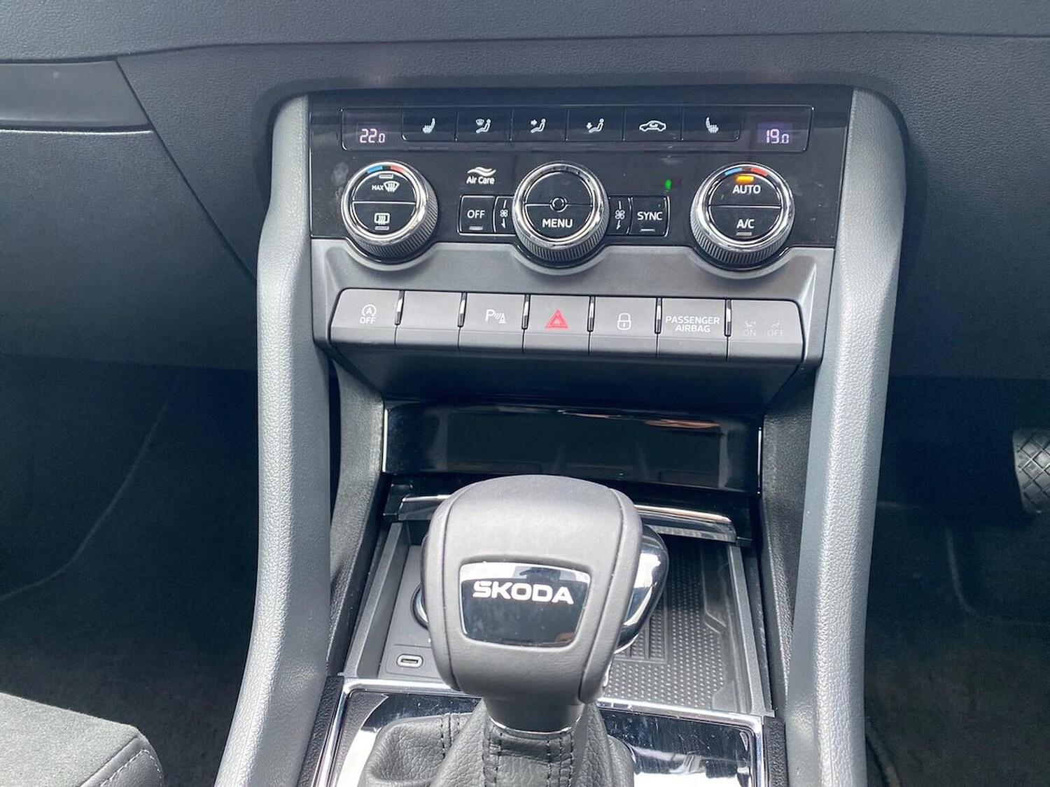 Used Skoda Karoq 2025 for sale - 77872120: Photo 13