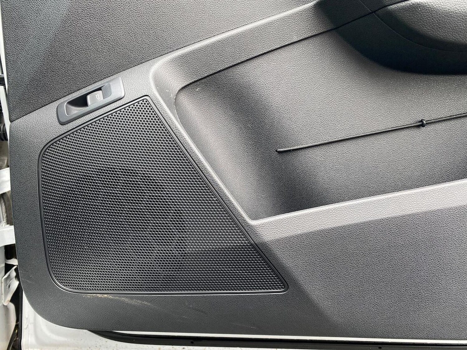 Used Skoda Karoq 2025 for sale - 77872120: Photo 32