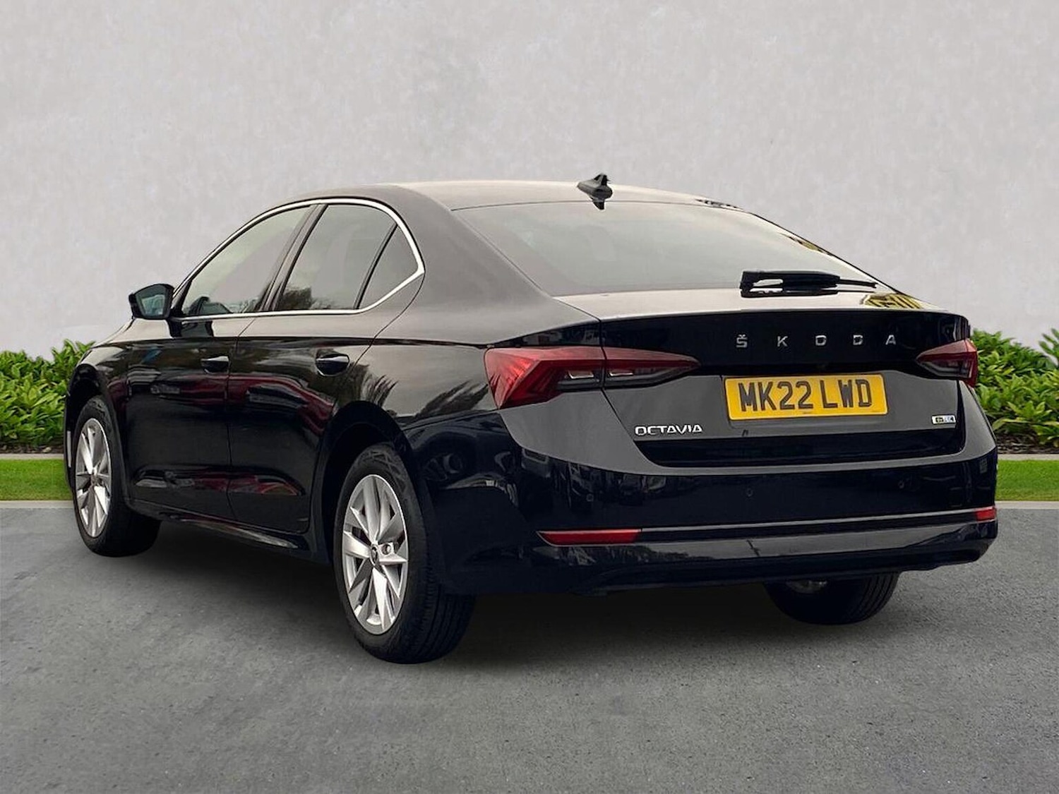 Used Skoda Octavia 2022 for sale - 76506133: Photo 2