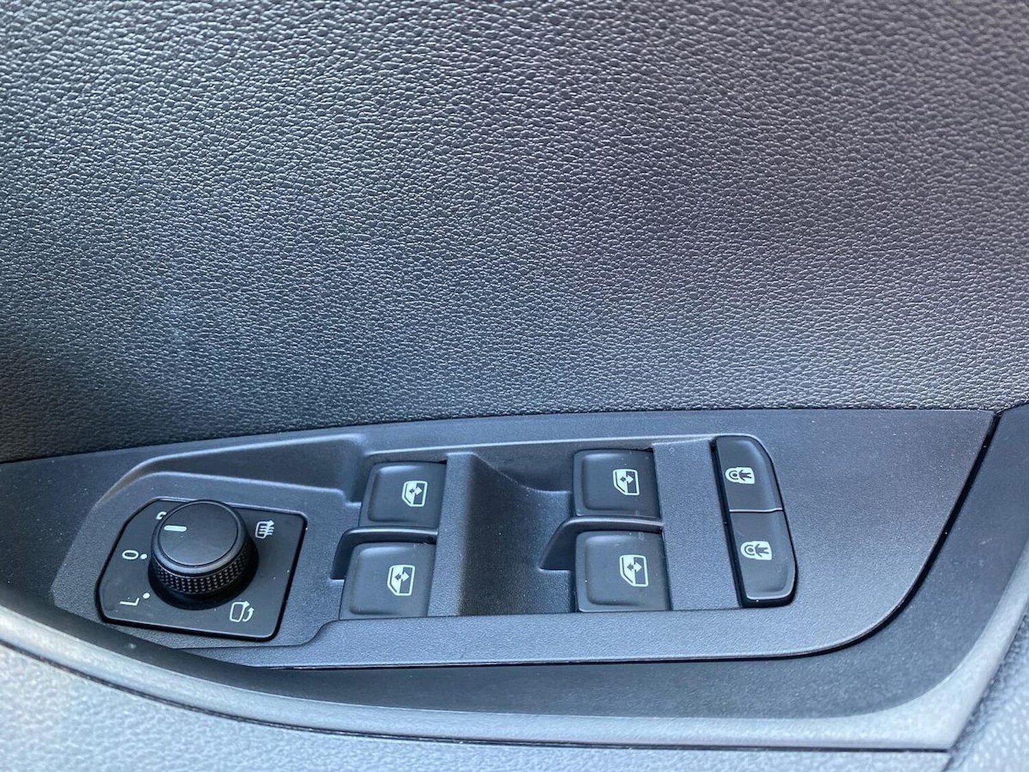 Used Skoda Karoq 2025 for sale - 78193417: Photo 21