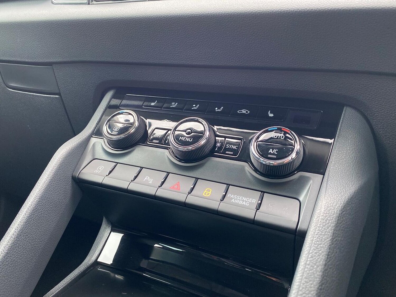 Used Skoda Karoq 2022 for sale - 78193395: Photo 13