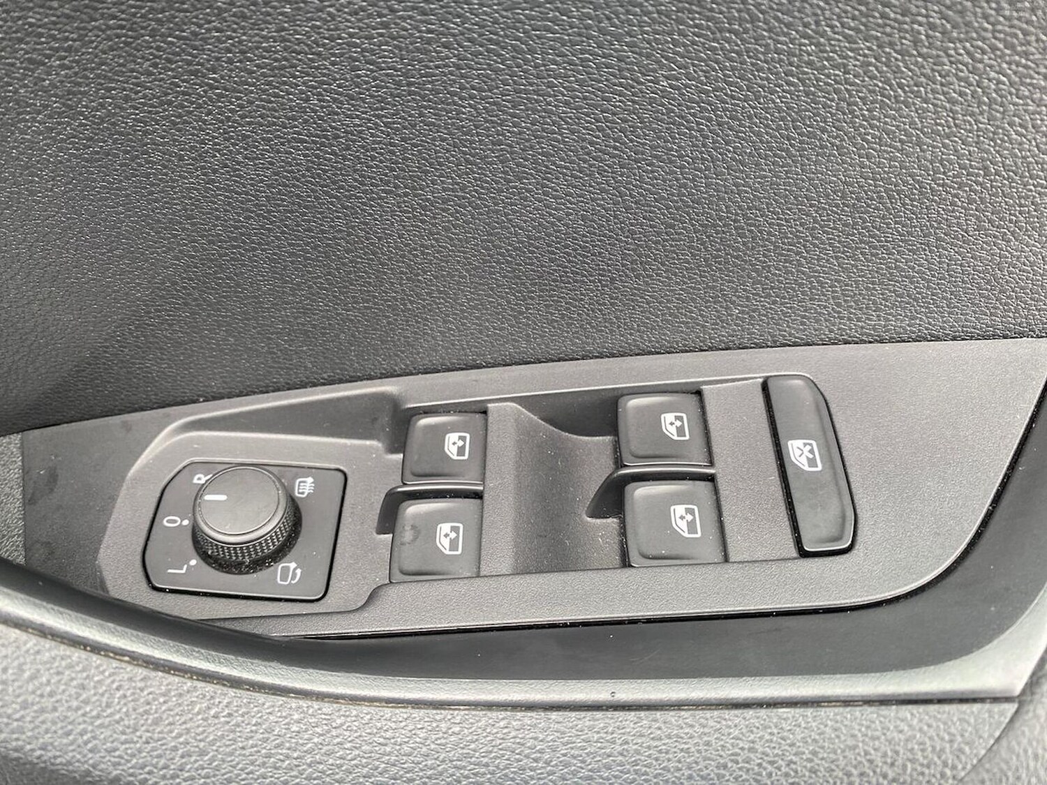 Used Skoda Karoq 2022 for sale - 78193395: Photo 22