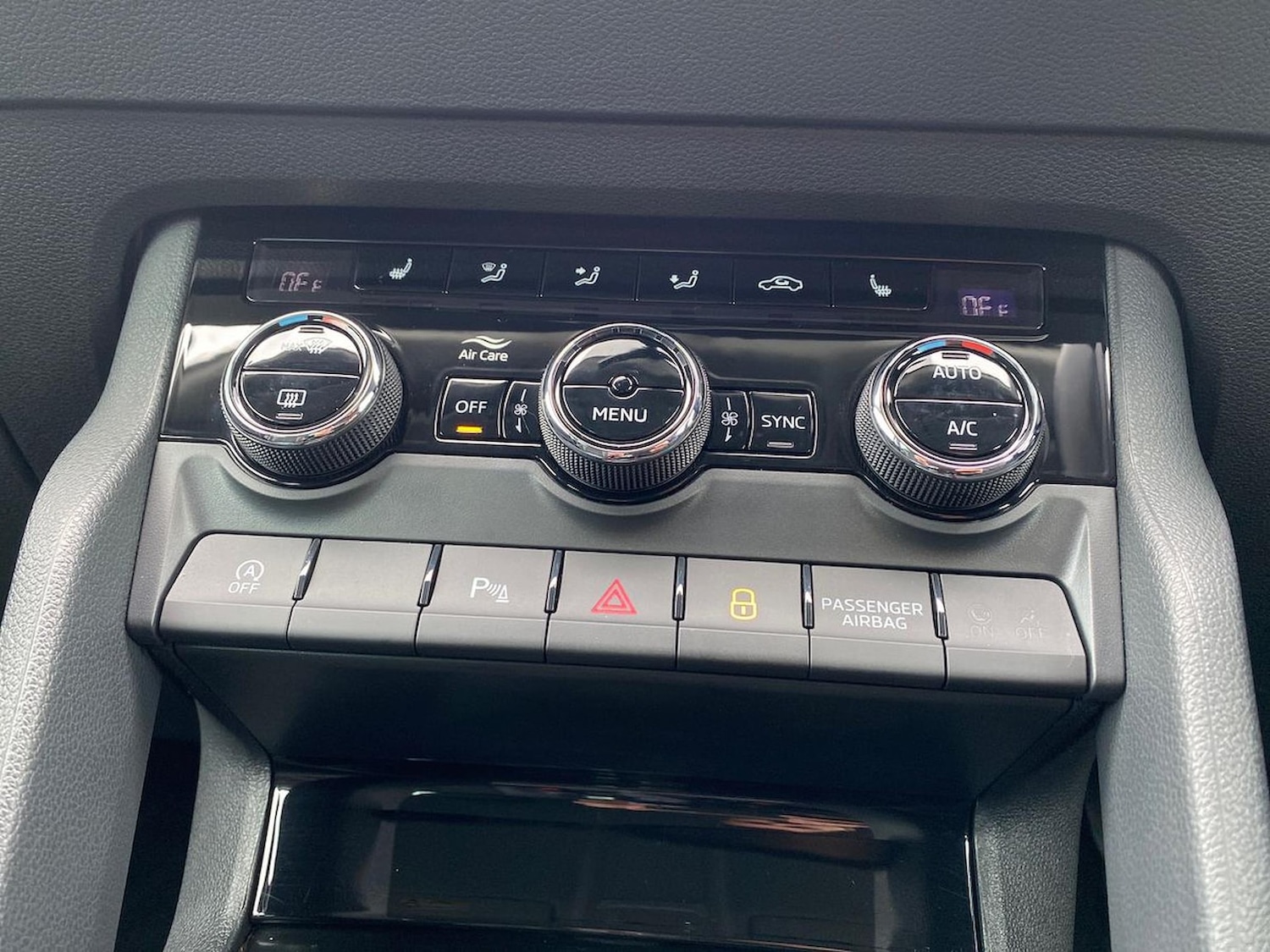 Used Skoda Karoq 2022 for sale - 78193395: Photo 23