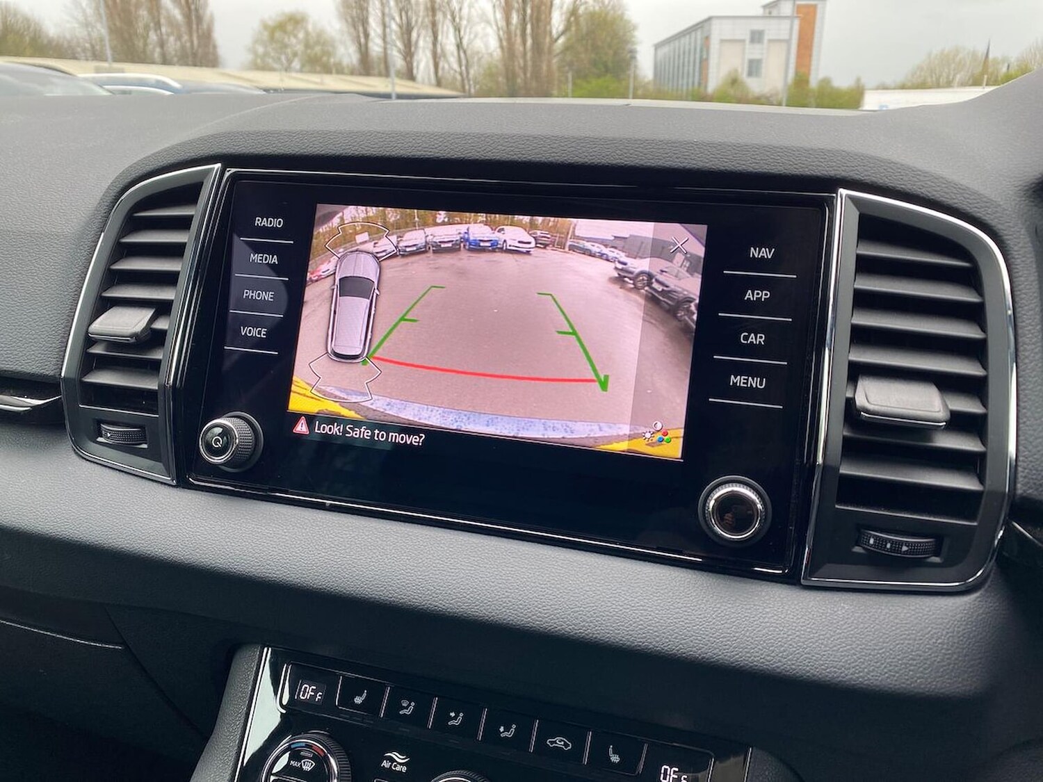 Used Skoda Karoq 2022 for sale - 78193395: Photo 24