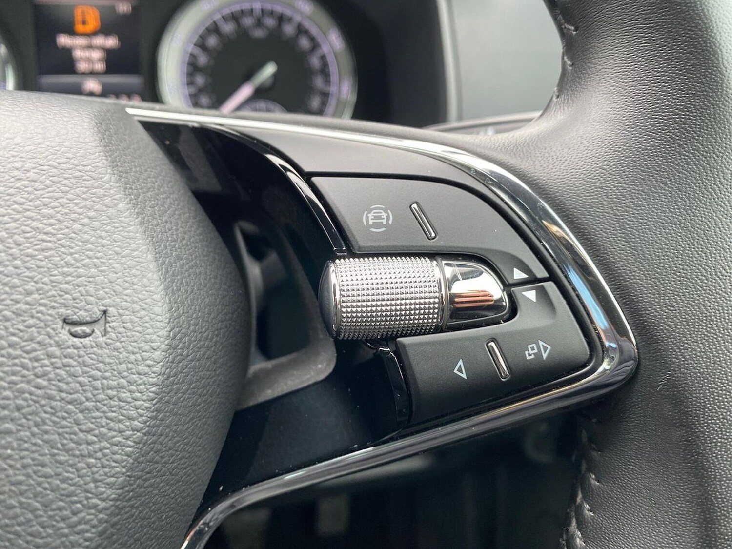 Used Skoda Karoq 2022 for sale - 78193395: Photo 27