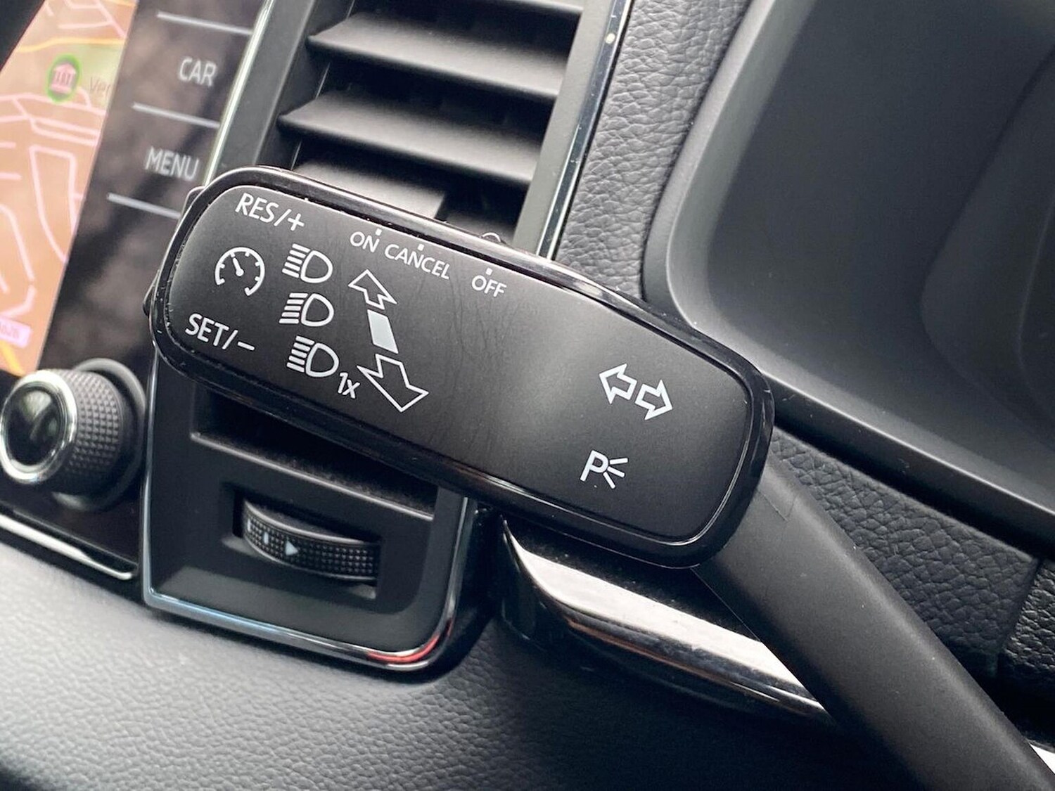 Used Skoda Karoq 2022 for sale - 78193395: Photo 30