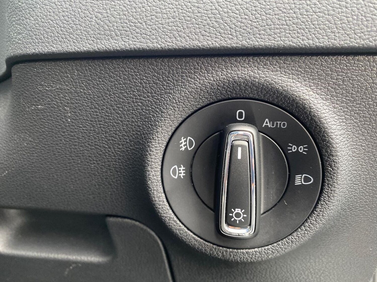 Used Skoda Karoq 2022 for sale - 78193395: Photo 42