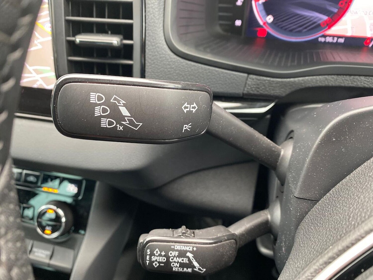 Used Skoda Karoq 2025 for sale - 77687962: Photo 30