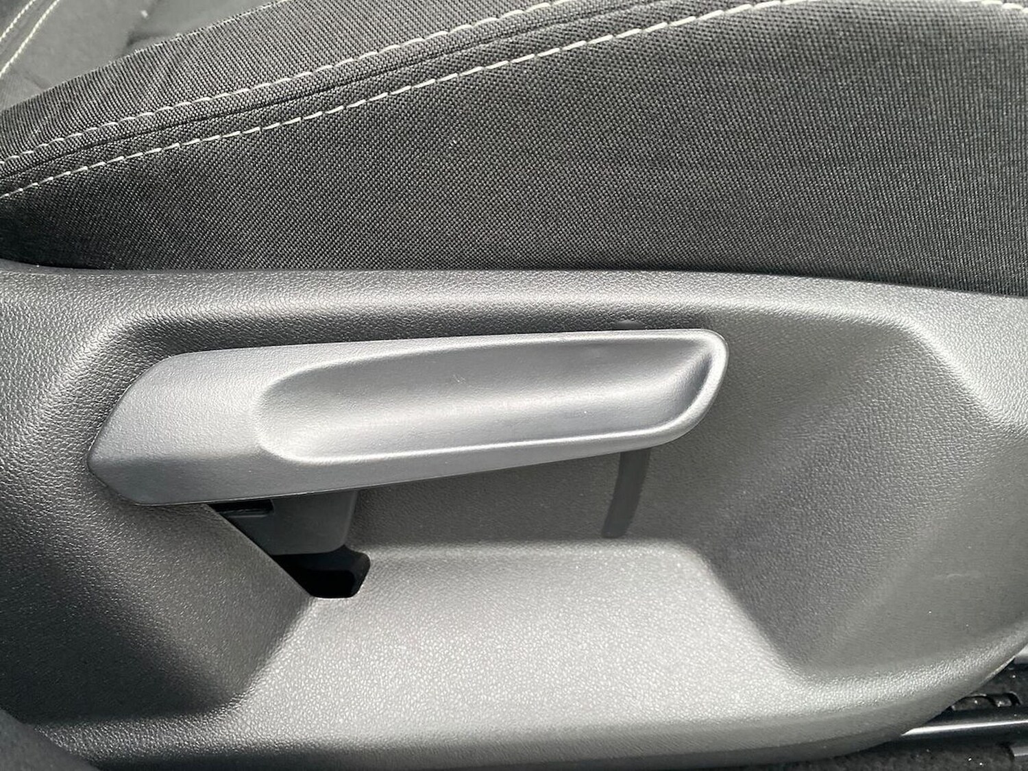 Used Skoda Karoq 2025 for sale - 77687962: Photo 31