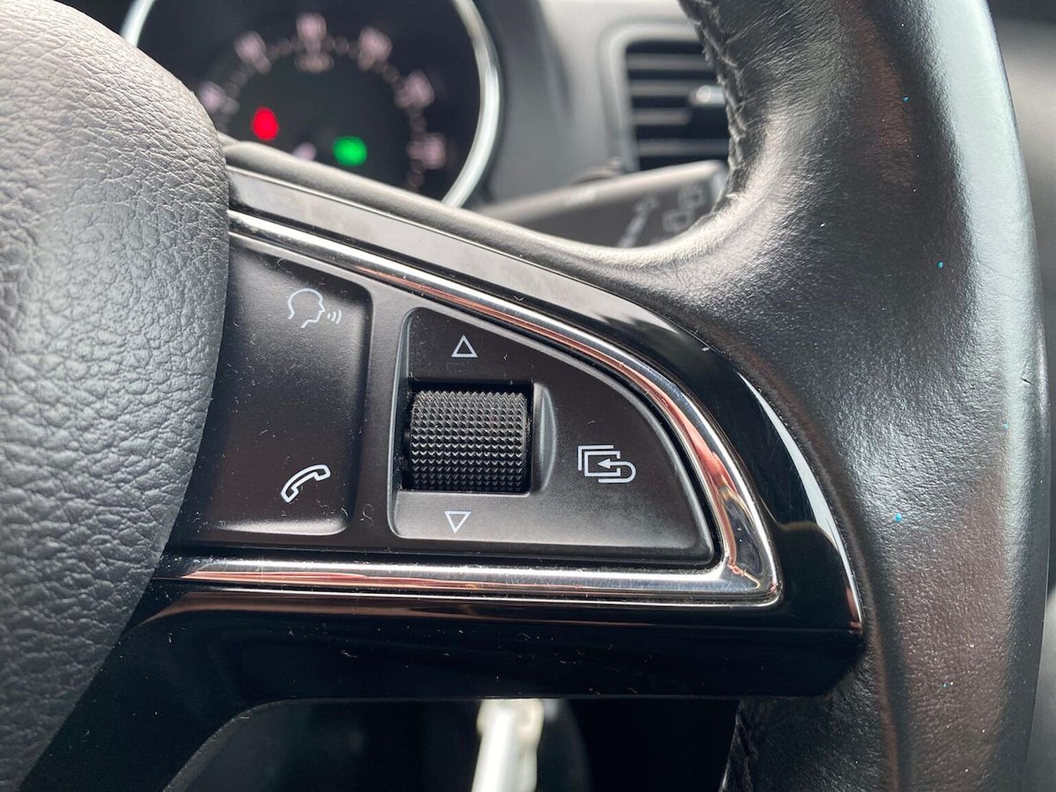 Used Skoda Yeti 2015 for sale - 76725911: Photo 25