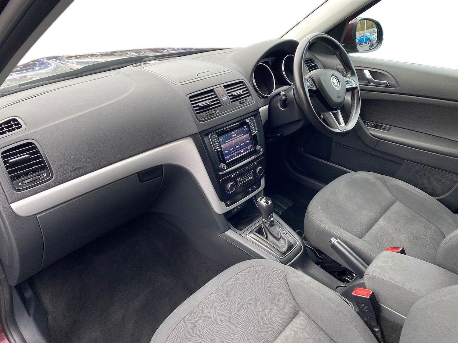 Used Skoda Yeti 2015 for sale - 76725911: Photo 7