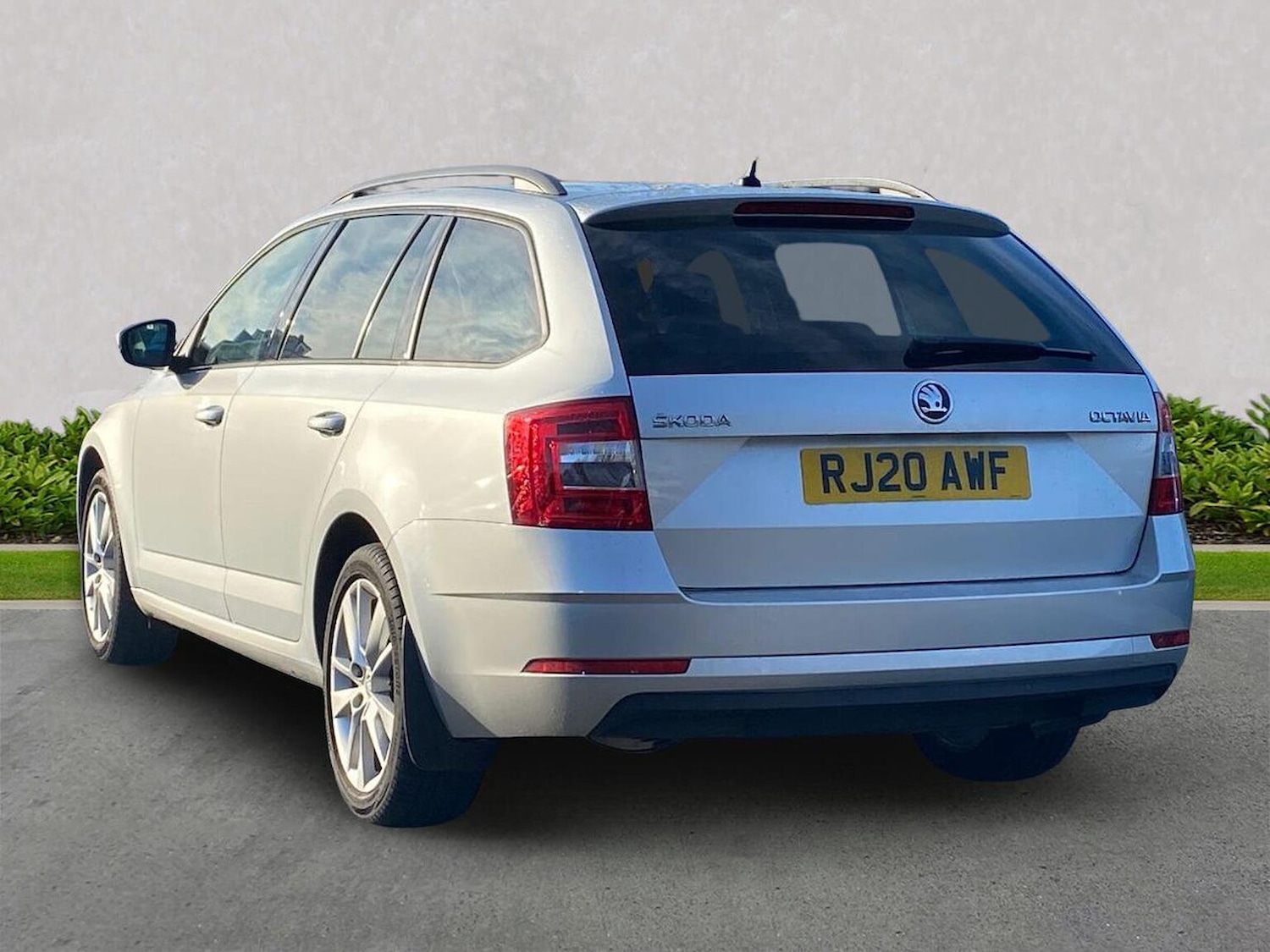Used Skoda Octavia 2020 for sale - 76651207: Photo 2