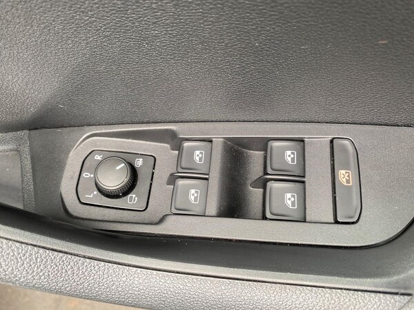 Used Skoda Karoq 2020 for sale - 76220446: Photo 21