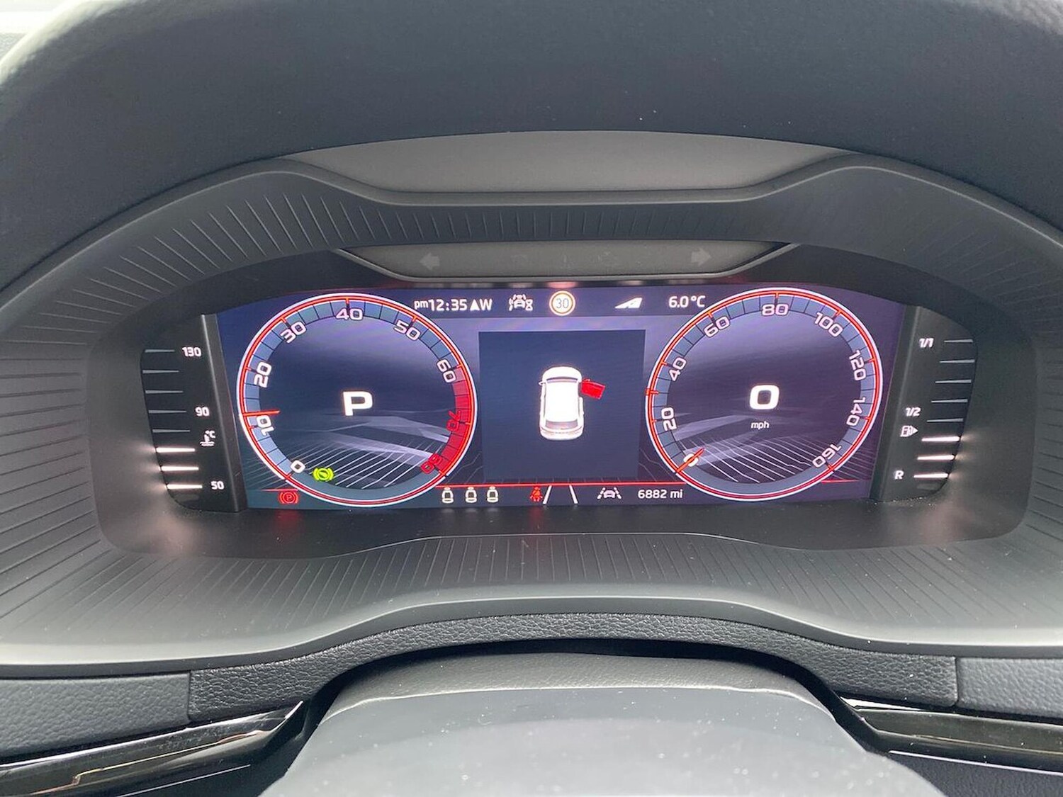 Used Skoda Karoq 2025 for sale - 77639297: Photo 11