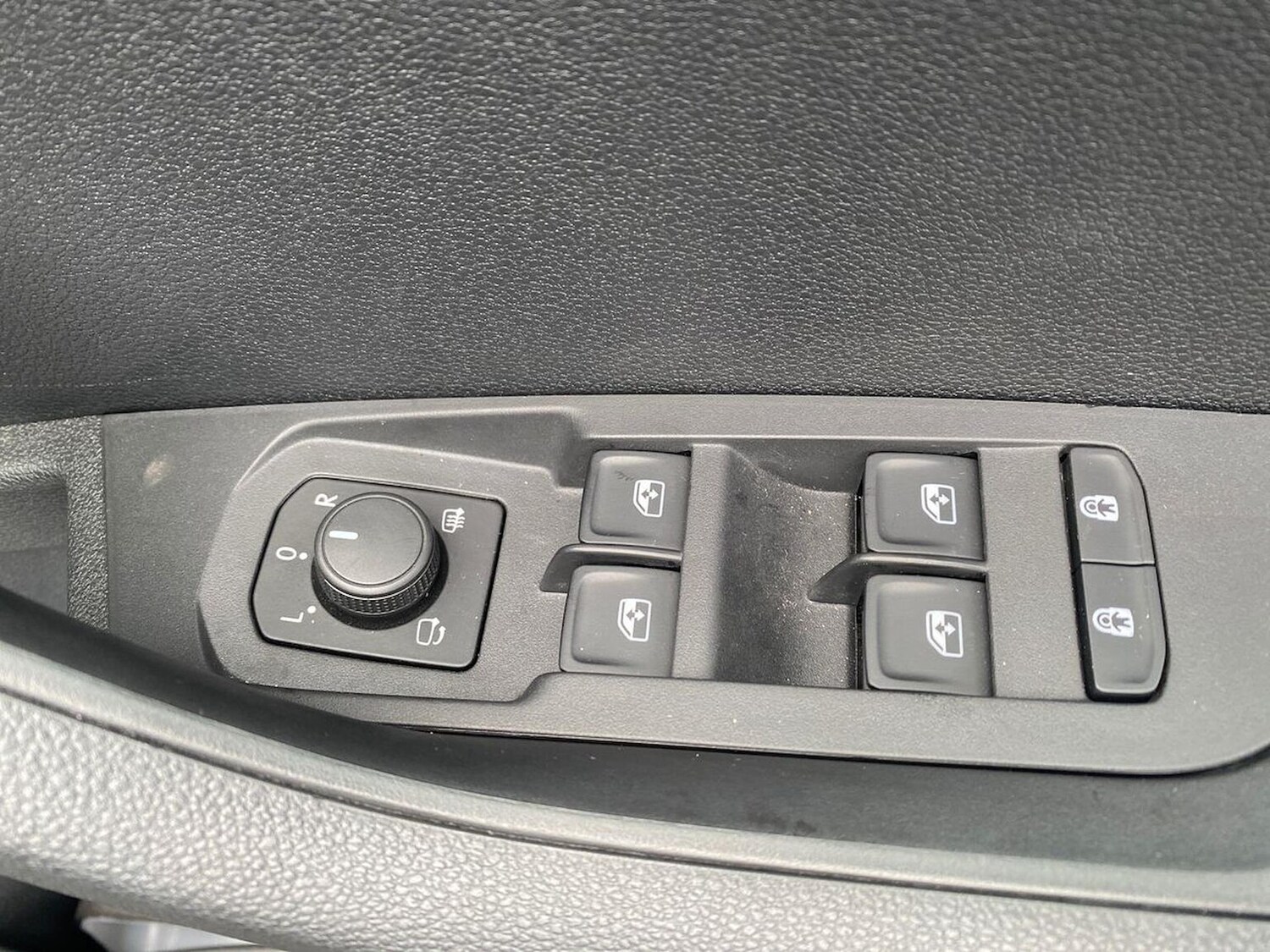 Used Skoda Karoq 2025 for sale - 77639297: Photo 22