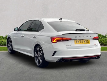 Used Skoda Octavia 2025 for sale - 76182429: Photo 2